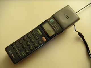 怀旧 | 盘点各大品牌的第一部手机（上）