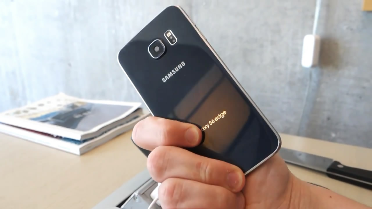 视频丨三星Galaxy S6 Edge竟能防水！