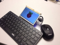 看看这款用树莓派 DIY 出的笔记本电脑