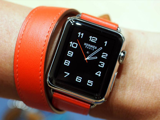 更轻更薄 Apple Watch 2最快明年上市
