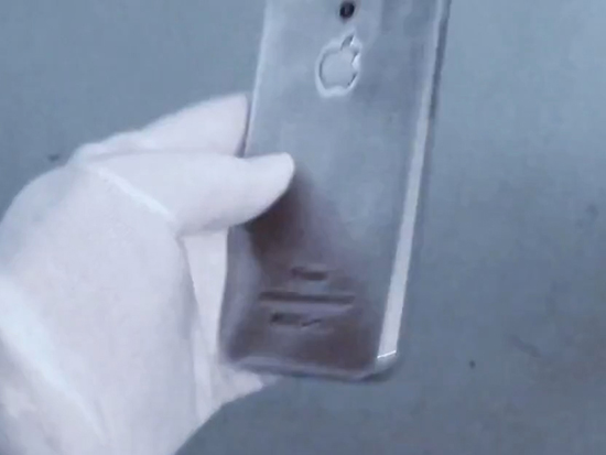 视频：苹果工厂偷拍iPhone 7真机，Home键真没了