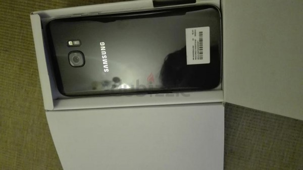 迫不及待！三星Galaxy S7 Edge在迪拜偷跑了