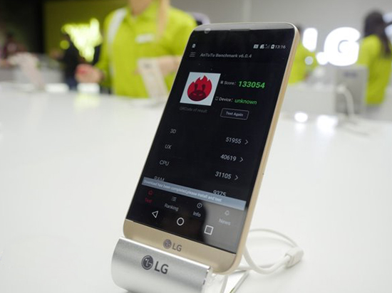 骁龙820性能恐怖，LG G5现场跑分惊人