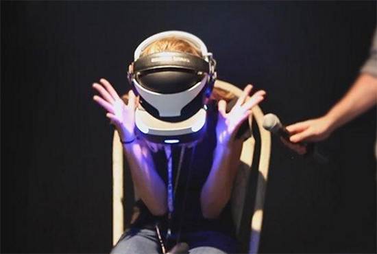 吓尿了！小岛秀夫称VR技术与恐怖游戏更配哦