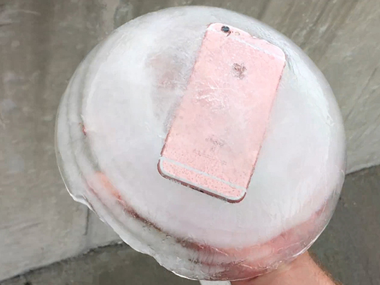 视频：冰封iPhone 6s再狂摔 结果有点小惊喜