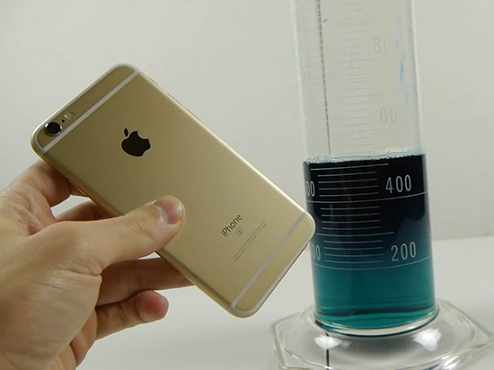 大象牙膏实验加入iPhone 6s：结果悲剧了