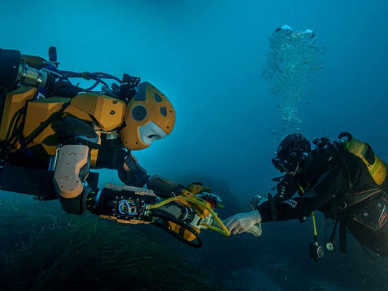 逆天的黑科技 机器人居然能下海考古