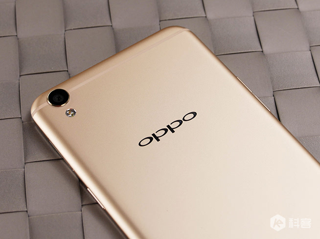 6英寸自拍大器！OPPO R9 Plus上手体验