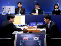 AlphaGo再次打败李世石 人类被逼到“墙角”