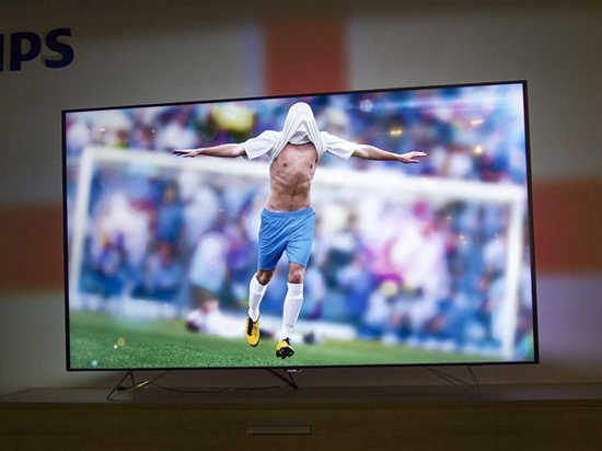 这款飞利浦Ambilux电视，能让你的墙壁变屏幕