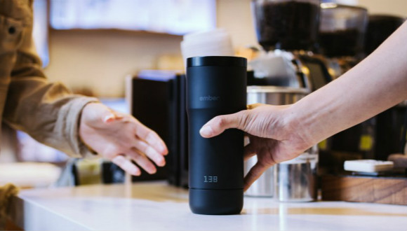 星巴克上线一款智能保温杯：带来完美的咖啡体验