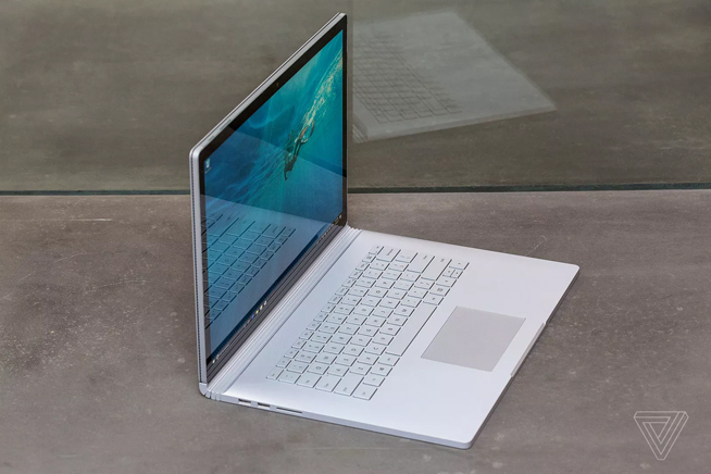 Surface Book 2边充边玩会掉电？微软：机制就是这么设置的！