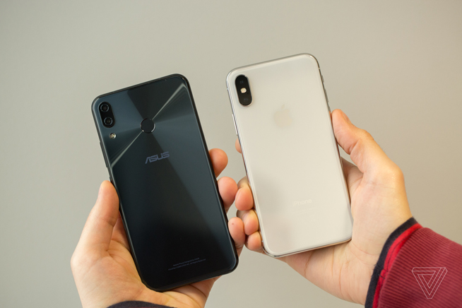 华硕Zenfone 5/5Z领衔发布：长得像iPhone X的“亲兄弟”