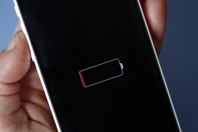 手机电池日常新突破：新锂硅电池可增加40%电池容量