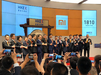 小米香港上市开启新征程：创新成关键 中长期看好