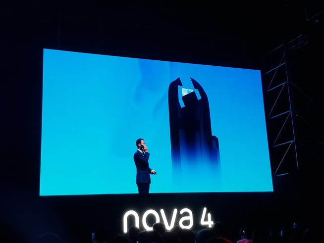 华为nova 4发布：极点全面屏首发 4800万超广角三摄加持