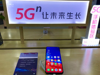 5G零距离！广东联通营业厅率先开放5G手机体验