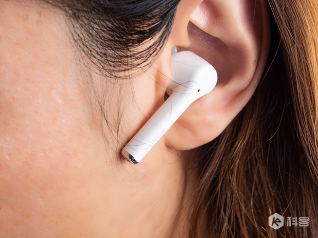 降噪媲美AirPods Pro，价钱不到一半！荣耀FlyPods 3评测