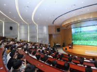 华为终端CEO何刚回母校西电 开讲鸿蒙校园公开课