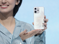 OPPO手机涨价耳机抄袭翻车？Reno14系列发布，OPhone玩新花样