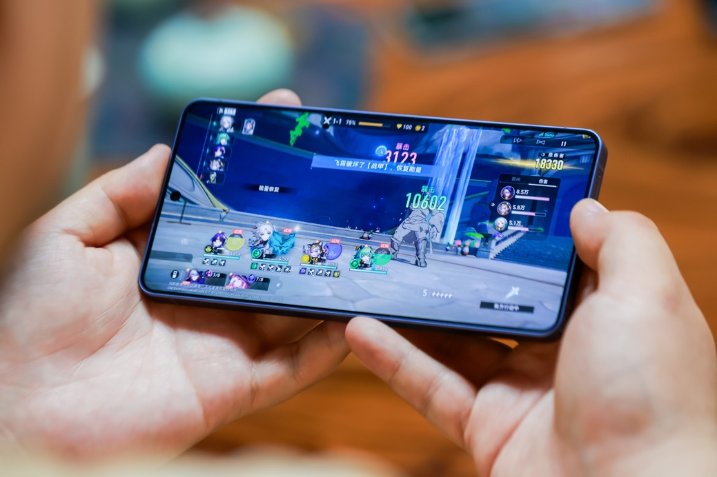 硬件级防窥AI旗舰 三星Galaxy S26系列媒体体验沙龙落地广州